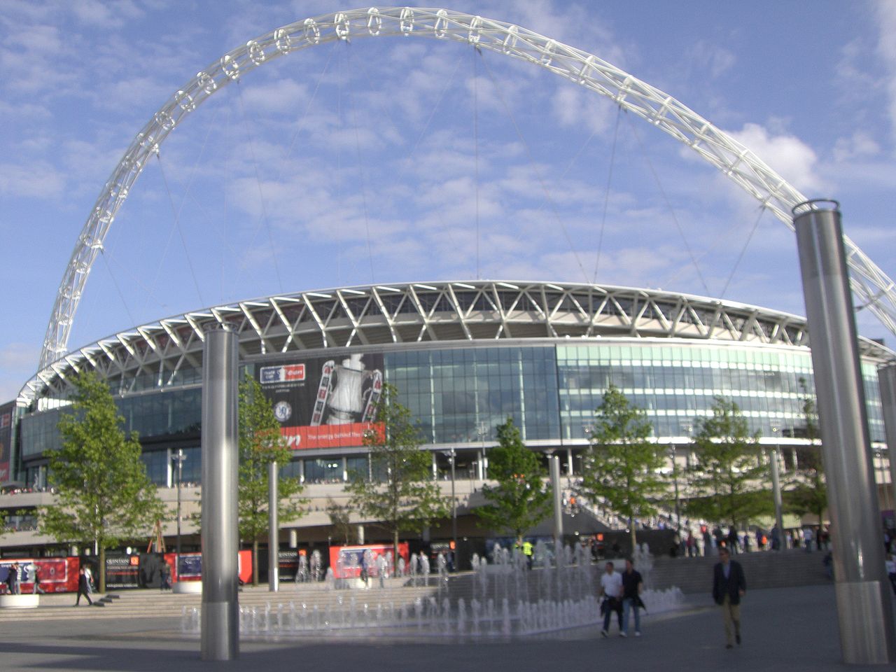 FA Cup holders Arsenal face trip to Old Trafford