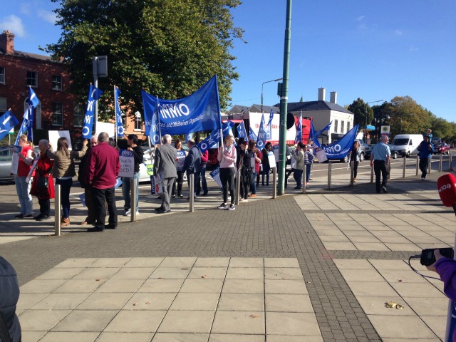 St Vincent’s staff hold protest to highlight ‘intolerable’ conditions in Emergency Department
