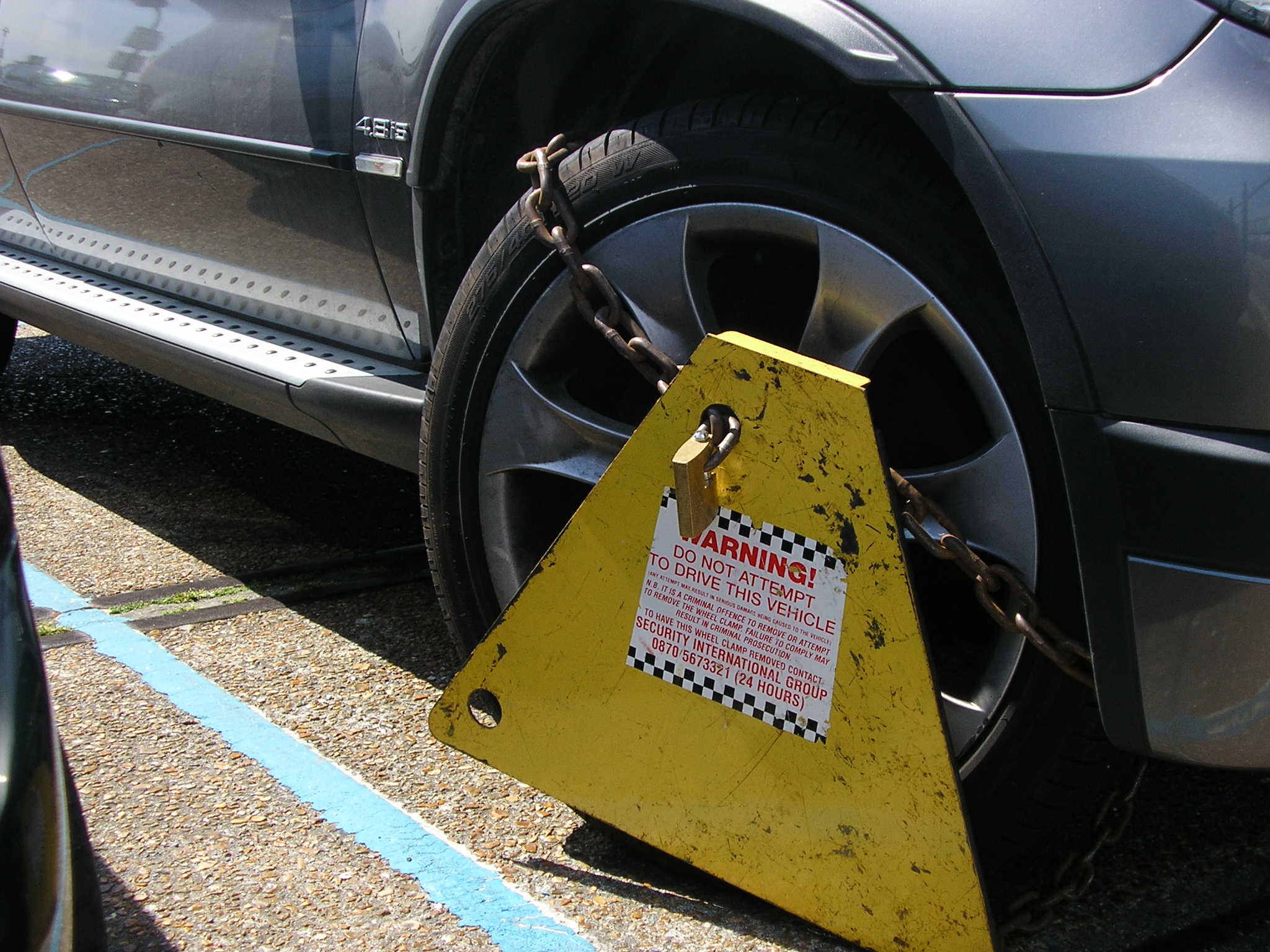 Total number of vehicles clamped or towed decreased by nearly 4,000 in Dublin since 2011