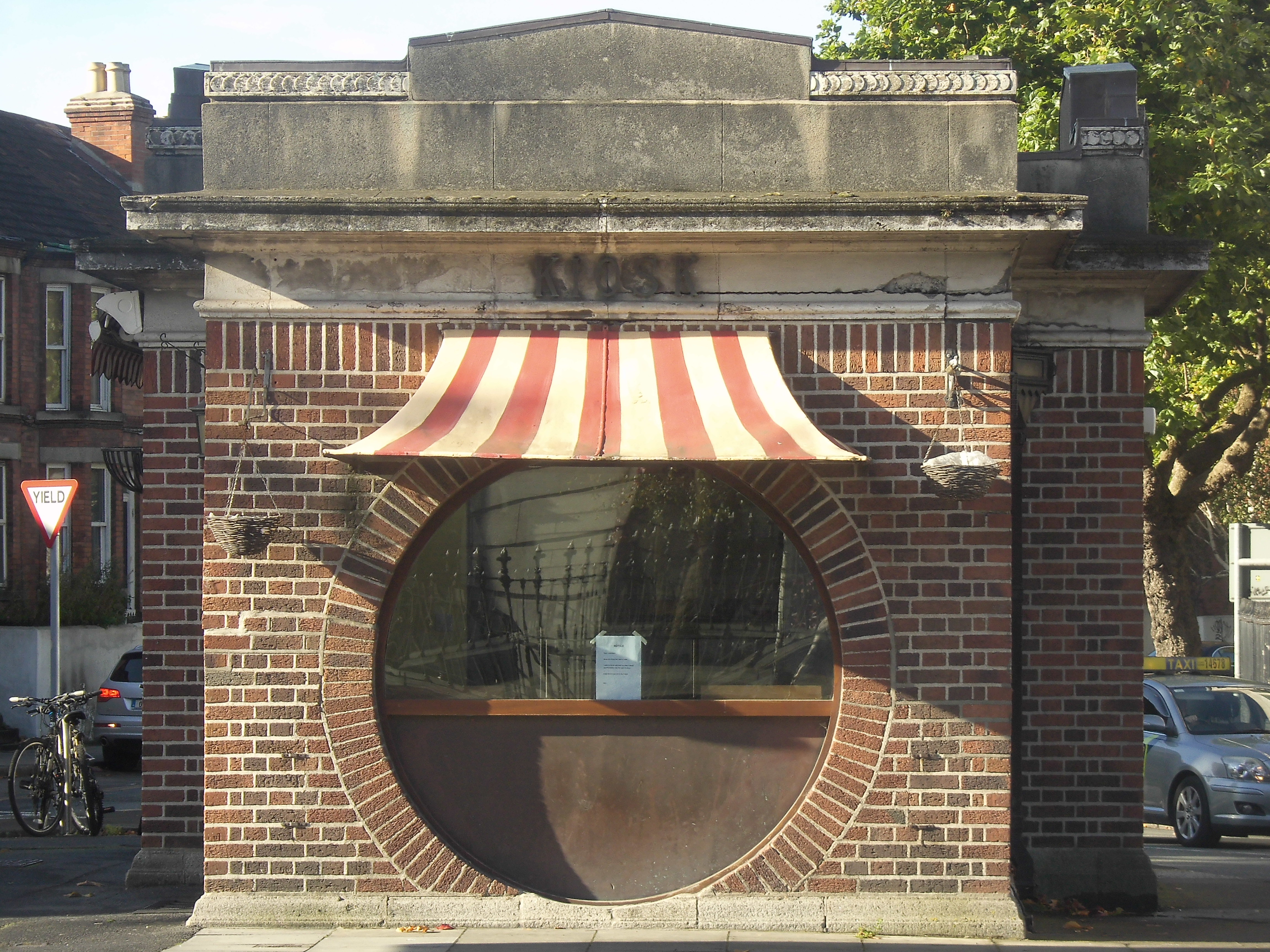 Iconic coffee kiosk closes after 38 years