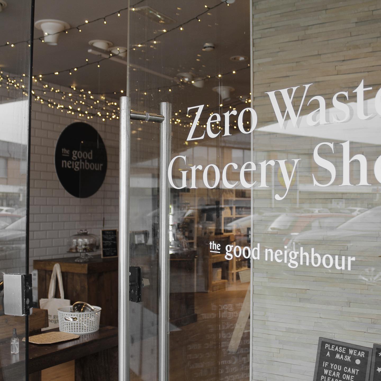 Packing plastic: The rise of zero-waste shopping