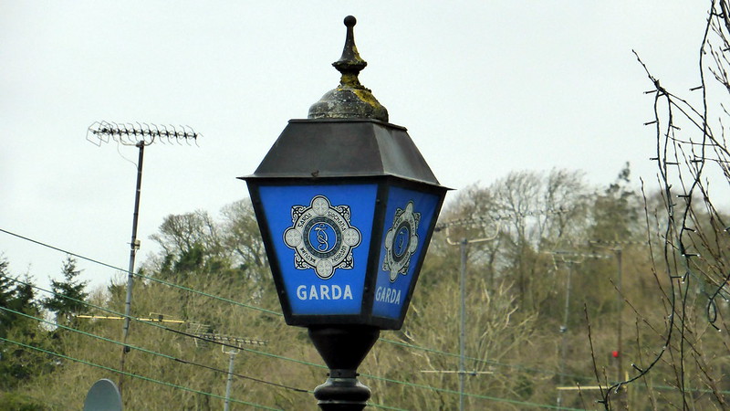 “Twenty-seven years I carried a gun, I never had to use it”: Disarming the Garda