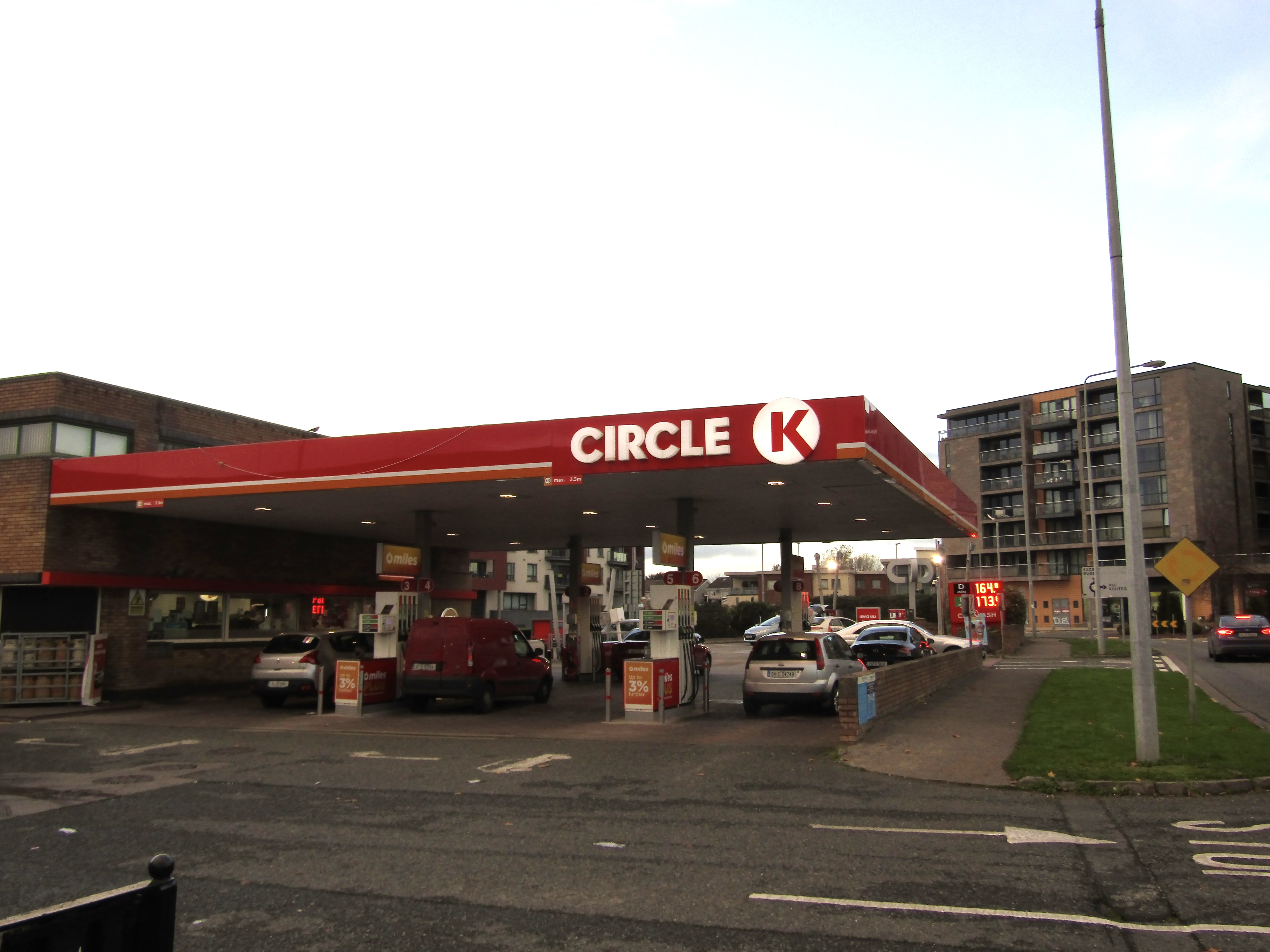 Steady rise in fuel prices causes stress in Ireland