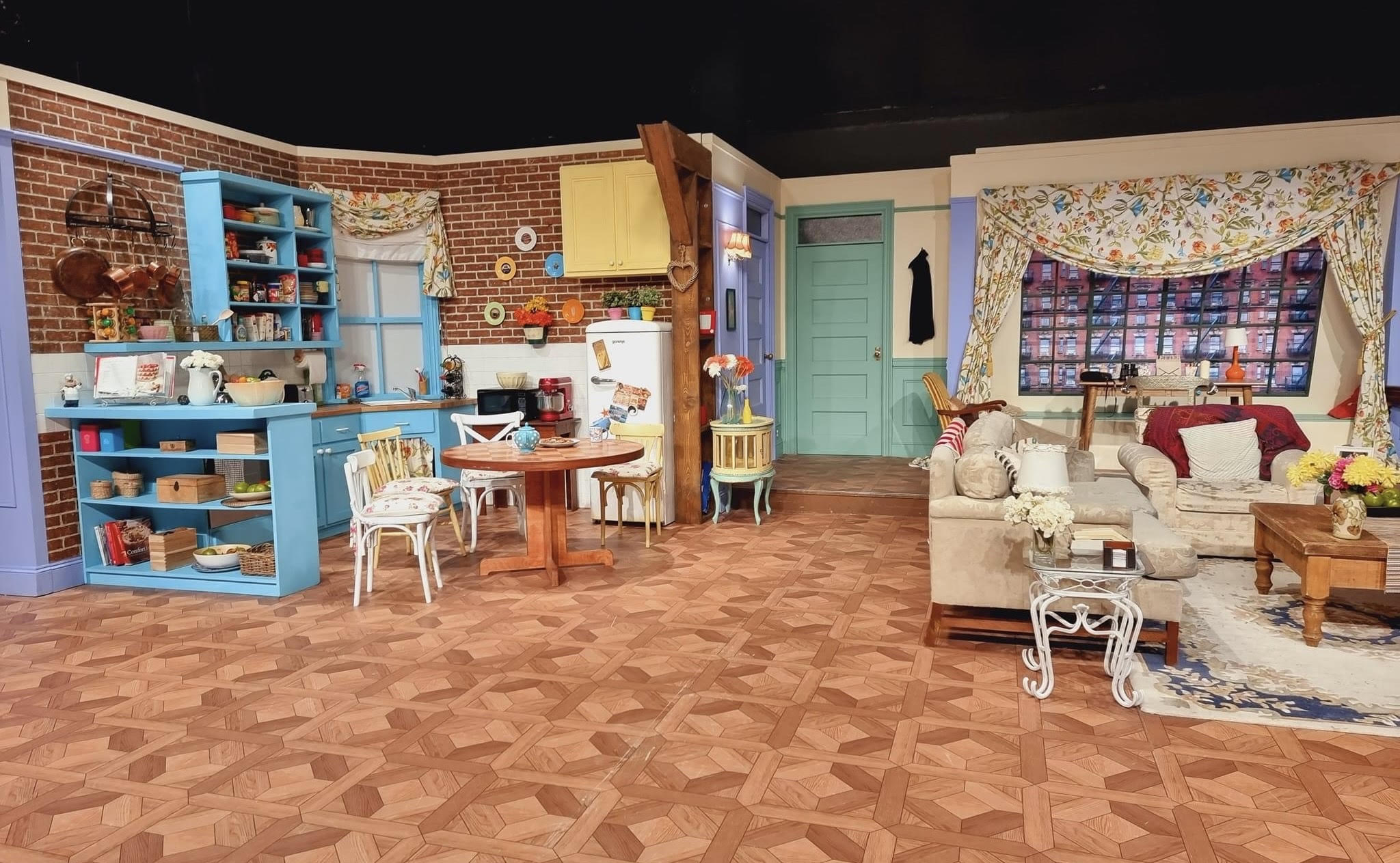 The F.R.I.E.N.D.S Experience: The One in Dublin 