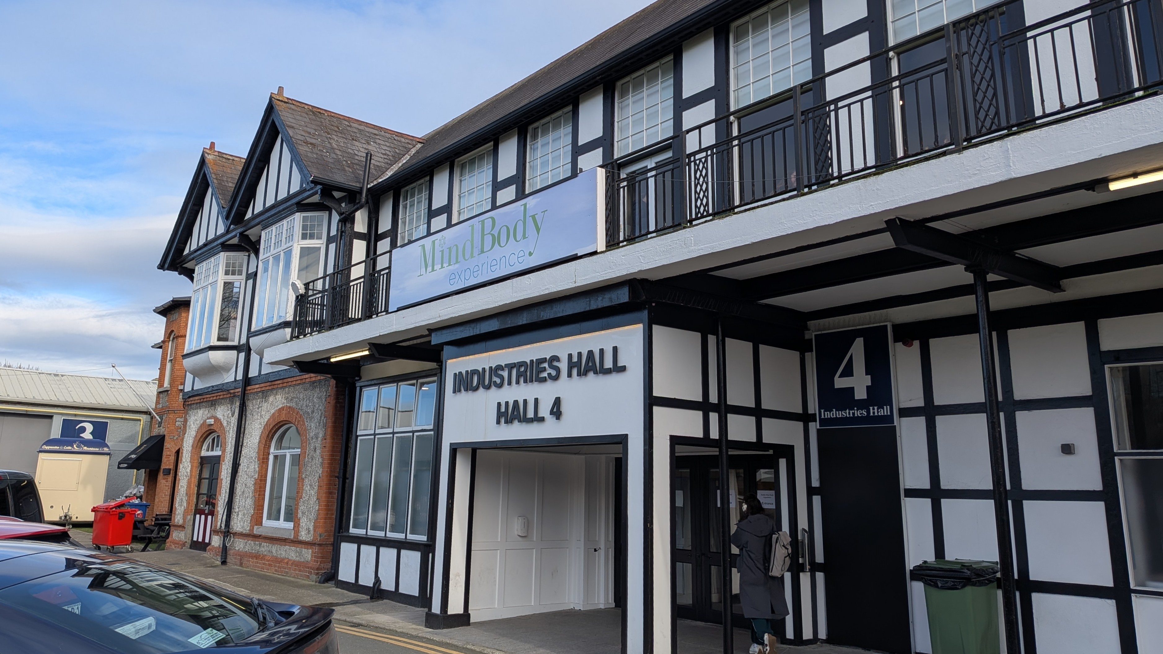 Tibetan bowls, Botox and bee beds: a day at the Dublin Mind Body Experience